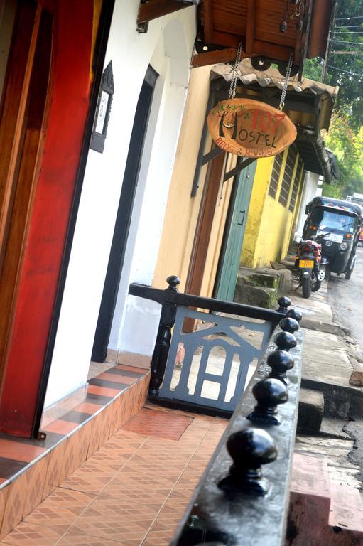 Hostel 107 キャンディー エクステリア 写真